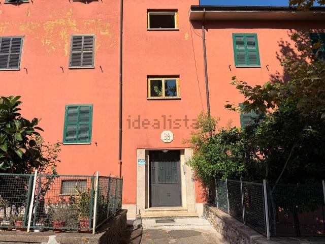 Appartamento in vendita di 80 m² in Via dei Cappuccini, 39