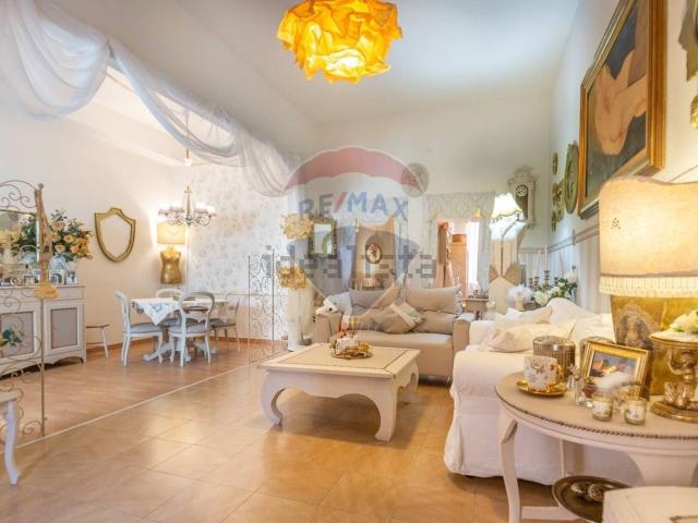 Appartamento in vendita di 80 m² in Via dei Sabelli, 21
