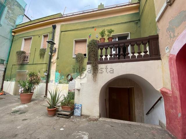 Appartamento in vendita di 80 m² in Via dei Quaranta
