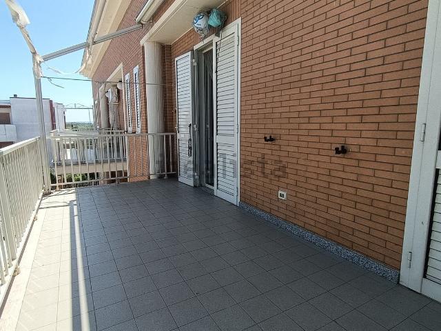 Appartamento in vendita di 80 m² in Via dei Tulipani, 107