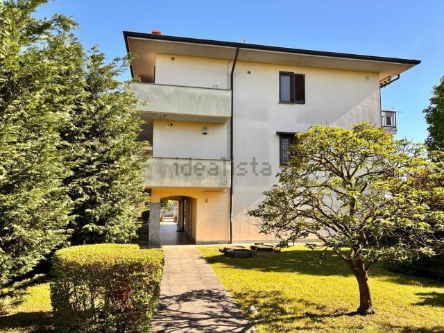 Appartamento in vendita di 80 m² in Via dei Tulipani, 13