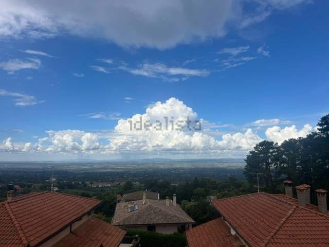 Appartamento in vendita di 80 m² in Via del Colle, 44