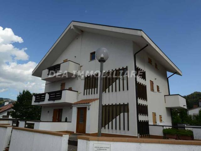 Appartamento in vendita di 80 m² in Via del Ceraso, 56