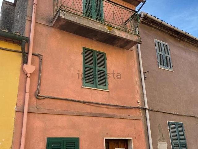 Appartamento in vendita di 80 m² in Via del Borgo