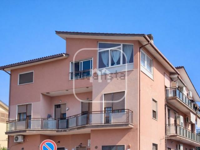 Appartamento in vendita di 80 m² in Via del Fosso dell&apos Osa