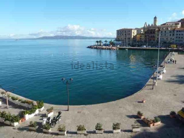 Appartamento in vendita di 80 m² in Via del Molo
