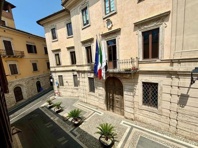 Appartamento in vendita di 80 m² in Via del Plebiscito