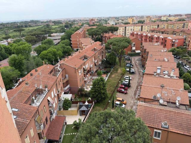 Appartamento in vendita di 80 m² in Via del Quadraro, 72