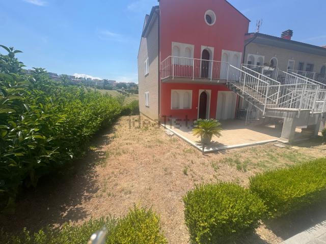 Appartamento in vendita di 80 m² in Via dell&apos Industria