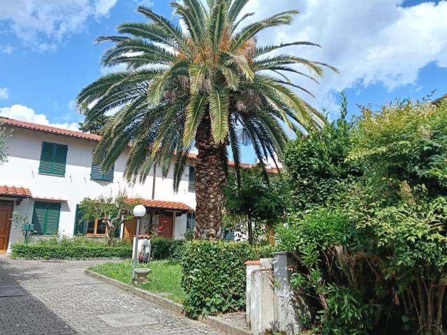 Appartamento in vendita di 80 m² in Via dell&apos  Olmicino
