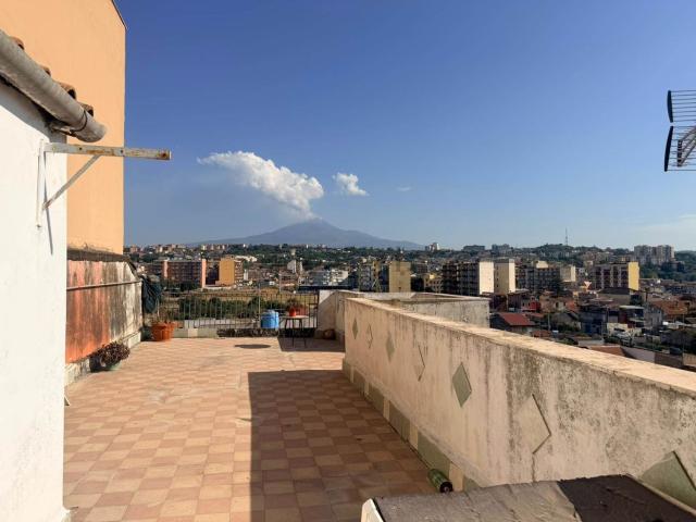 Appartamento in vendita di 80 m² in Via dell&apos Oro, 107