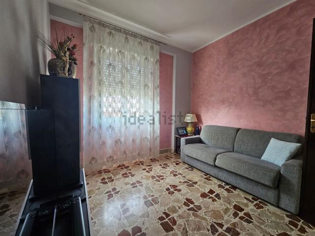 Appartamento in vendita di 80 m² in Via dell&apos Uva, 101