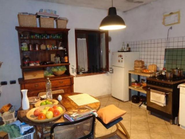 Appartamento in vendita di 80 m² in Via della Fontana, 6