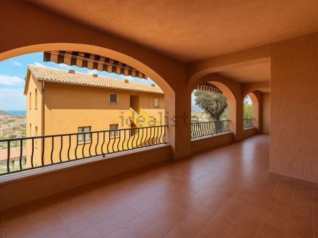 Appartamento in vendita di 80 m² in Via della Grotta