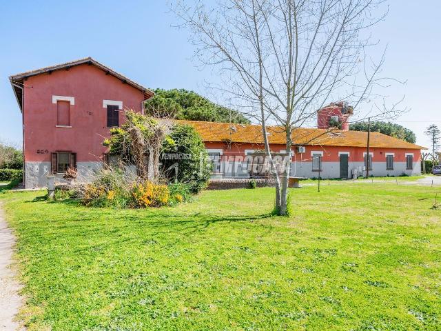 Appartamento in vendita di 80 m² in Via della Luna