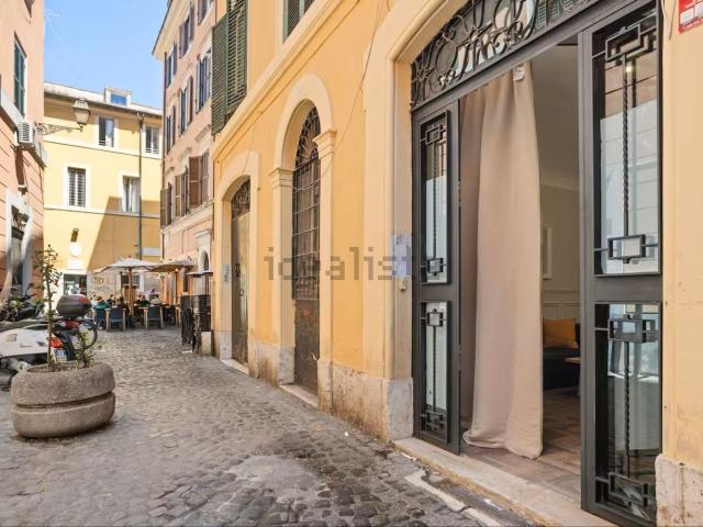 Appartamento in vendita di 80 m² in Via della Lungaretta, 91