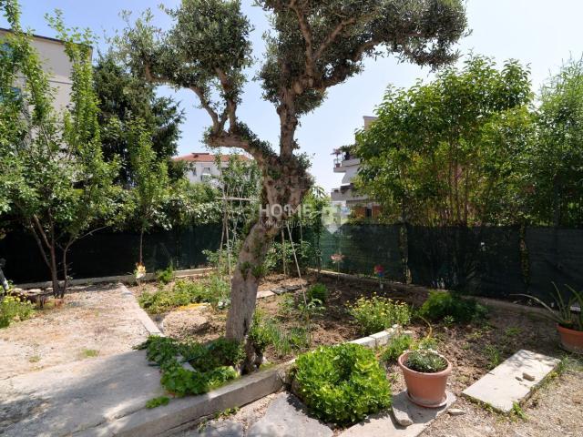 Appartamento in vendita di 80 m² in Via della Pace