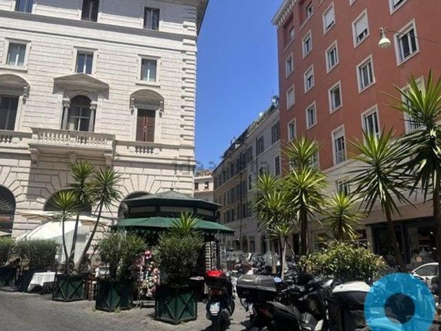 Appartamento in vendita di 80 m² in Via della Scrofa