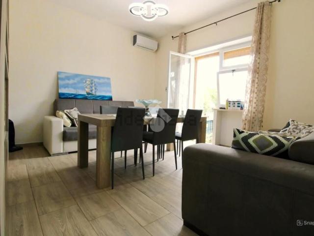 Appartamento in vendita di 80 m² in Via delle Viole, 32