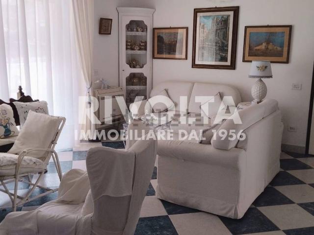 Appartamento in vendita di 80 m² in Via delle Buche