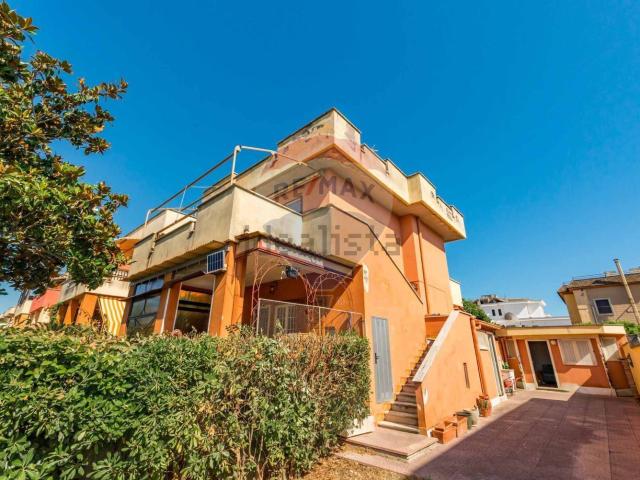 Appartamento in vendita di 80 m² in Via delle Cycas