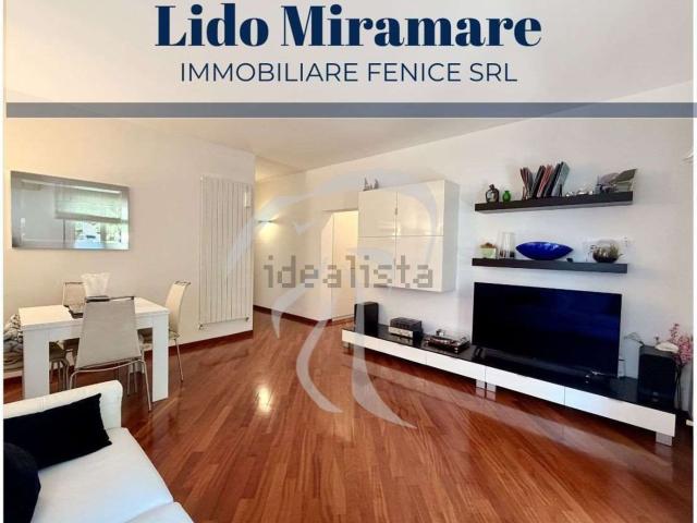 Appartamento in vendita di 80 m² in Via delle Meduse