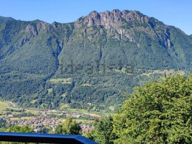 Appartamento in vendita di 80 m² in Via Deputazione, 1