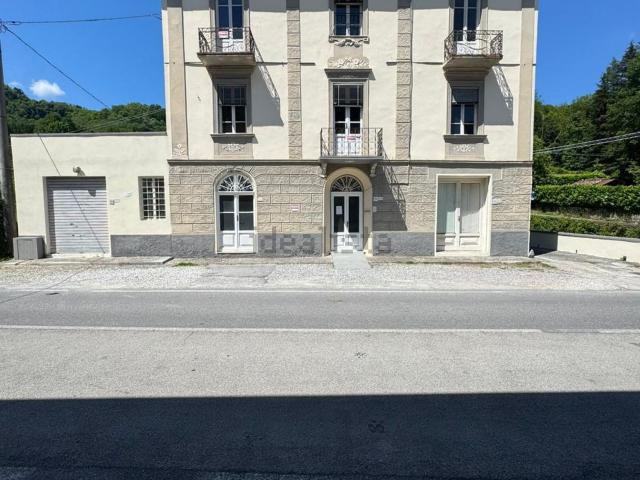 Appartamento in vendita di 80 m² in Via di Pescaglia