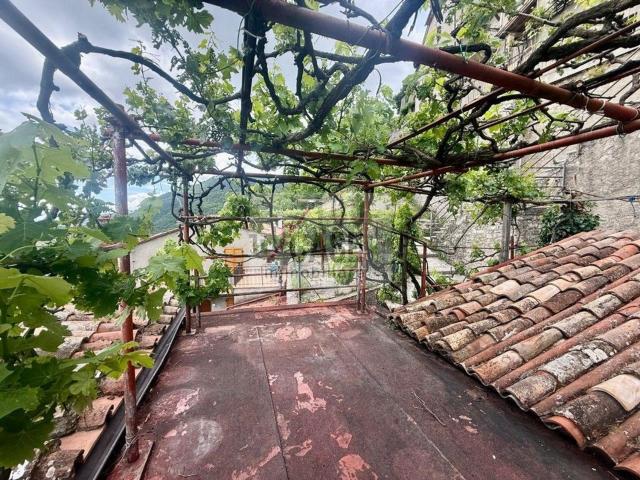 Appartamento in vendita di 80 m² in Via due sentieri campiglia d&apos orcia