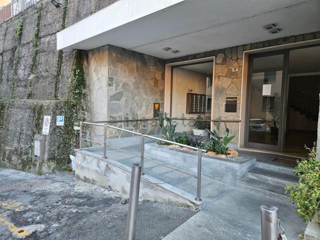 Appartamento in vendita di 80 m² in Via Elia Bernardini, 8