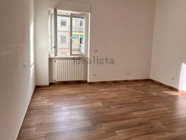 Appartamento in vendita di 80 m² in Via Emilia, 42