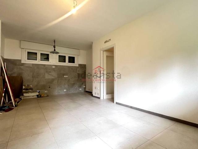 Appartamento in vendita di 80 m² in Via Enrico De Nicola