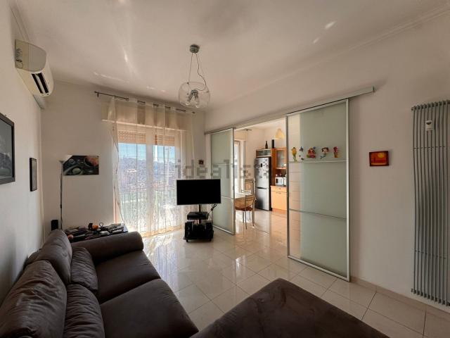 Appartamento in vendita di 80 m² in Via Enrico Hilyer Giglioli, 73