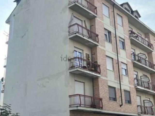 Appartamento in vendita di 80 m² in Via Ettore Piccinini, 1