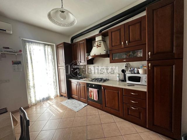 Appartamento in vendita di 80 m² in Via Eugenio Pescina