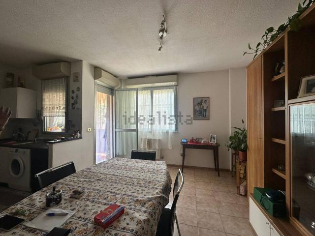 Appartamento in vendita di 80 m² in Via Ezio Lucarno, 41