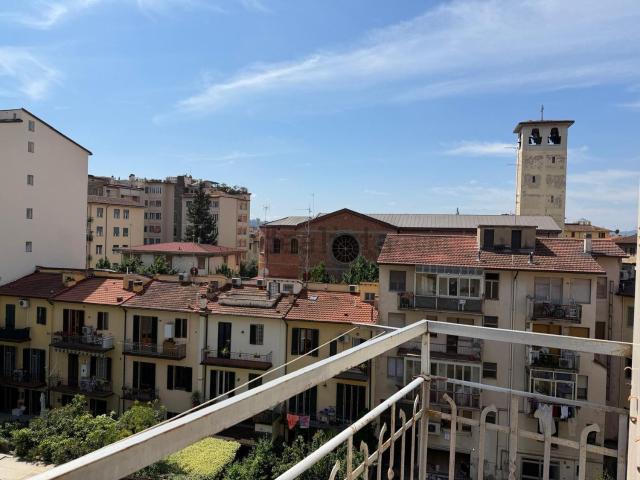 Appartamento in vendita di 80 m² in Via Ferdinando Paoletti
