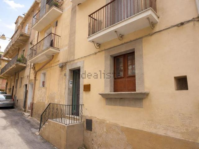 Appartamento in vendita di 80 m² in Via Figura