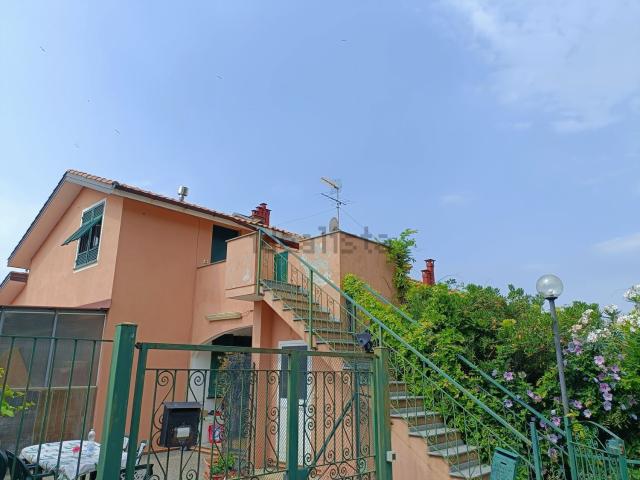 Appartamento in vendita di 80 m² in Via Firenze, 74