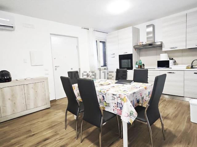 Appartamento in vendita di 80 m² in Via Forcella