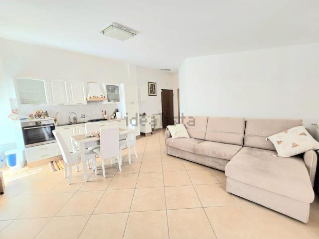 Appartamento in vendita di 80 m² in Via Frontone