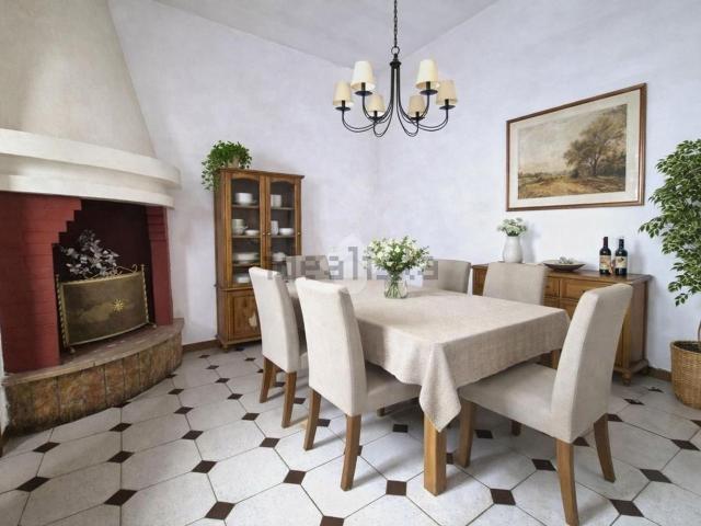 Appartamento in vendita di 80 m² in Via Fratelli Cairoli, 58