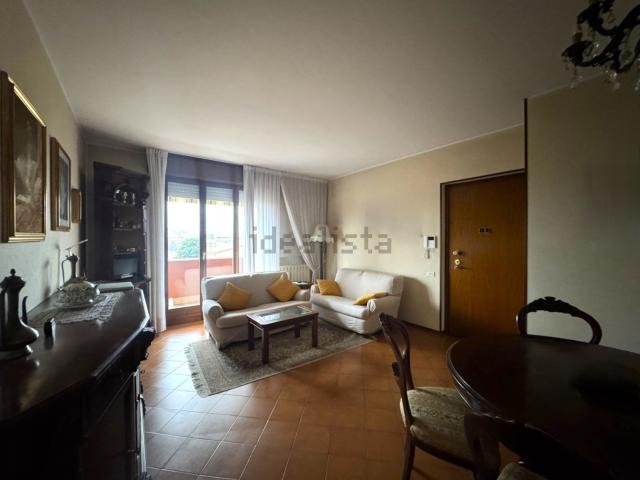Appartamento in vendita di 80 m² in Via Fratelli Rosselli