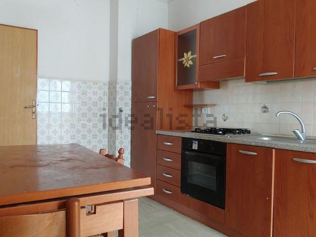 Appartamento in vendita di 80 m² in Via Francesco Antonucci, 6
