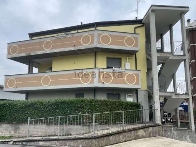 Appartamento in vendita di 80 m² in Via Francesco Petrarca, 17