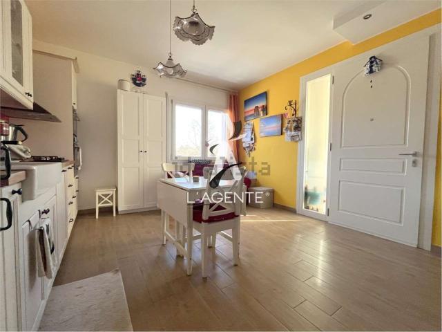 Appartamento in vendita di 80 m² in Via Francesco Petrarca