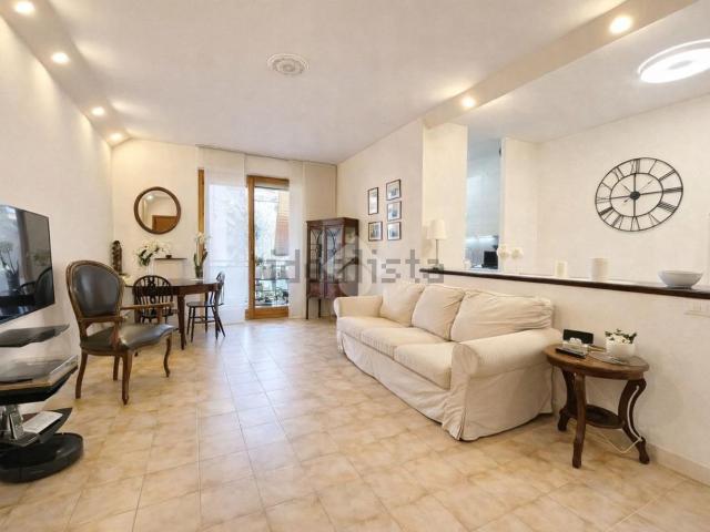 Appartamento in vendita di 80 m² in Via Francesco Tovaglieri, 402