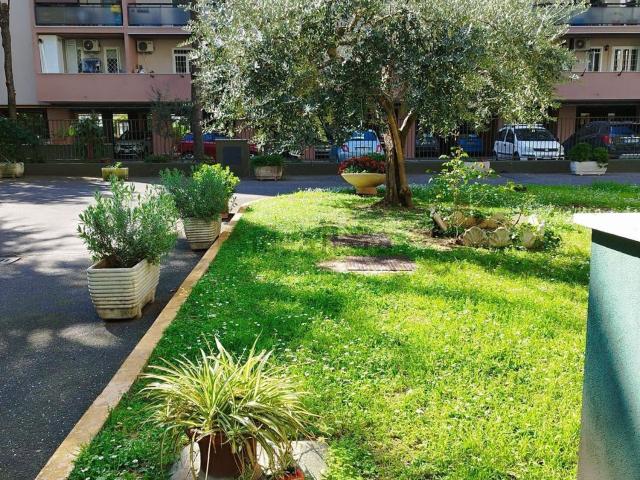 Appartamento in vendita di 80 m² in Via Francesco Tovaglieri, 225