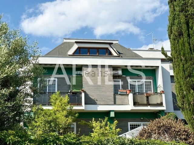 Appartamento in vendita di 80 m² in Via Frassinoro, 1
