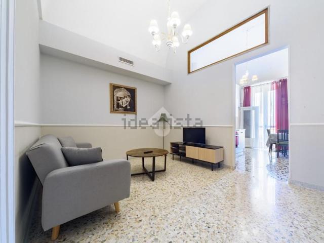 Appartamento in vendita di 80 m² in Via G. Simonetti, 23